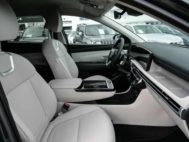 Hyundai Tucson view 15