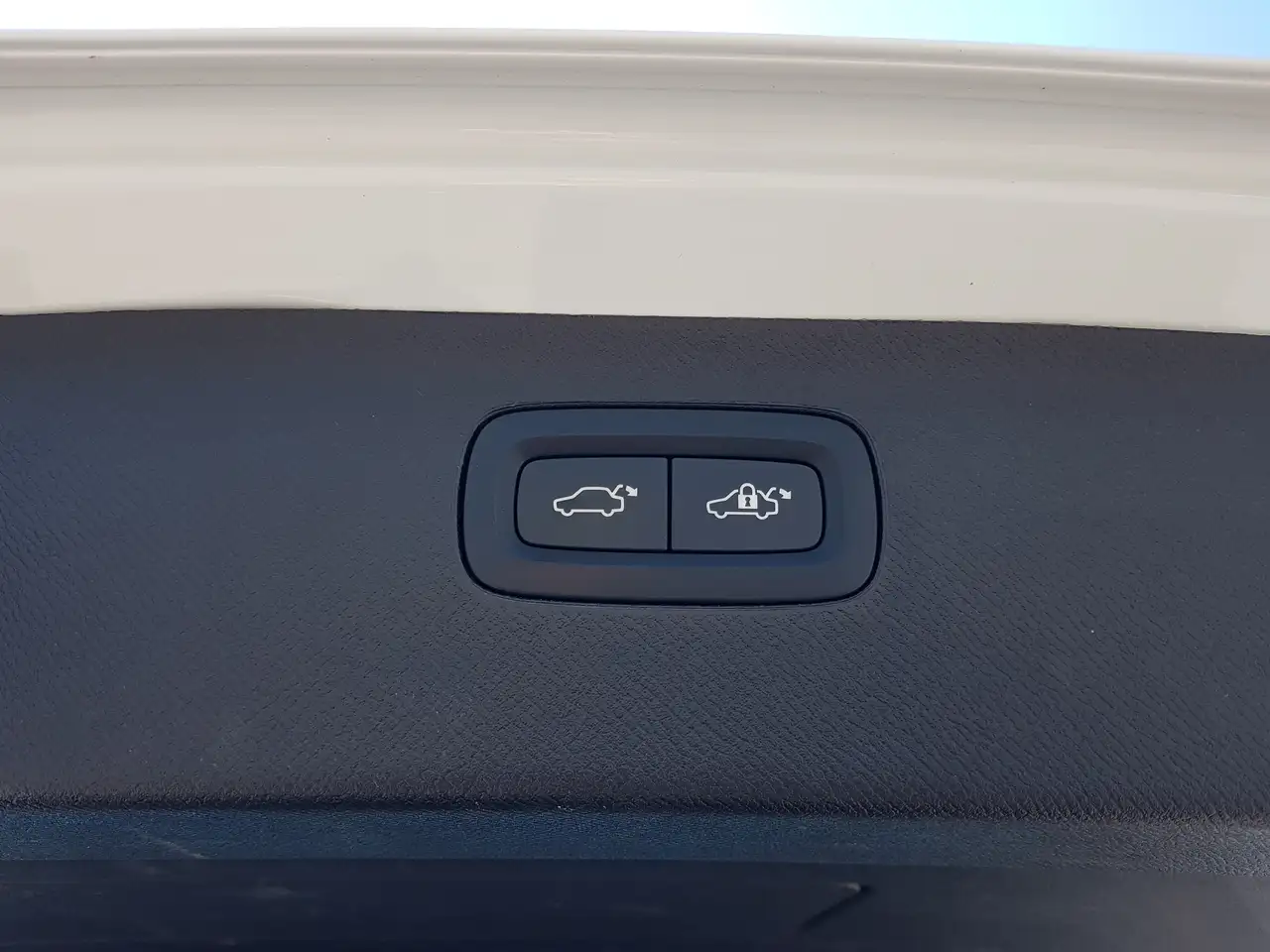 Volvo XC90 снимка Volvo XC90