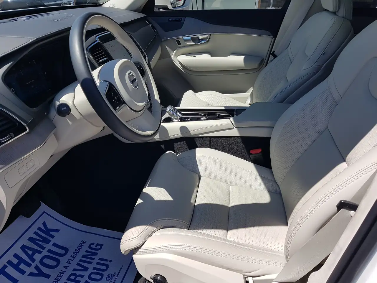 Volvo XC90 снимка Volvo XC90