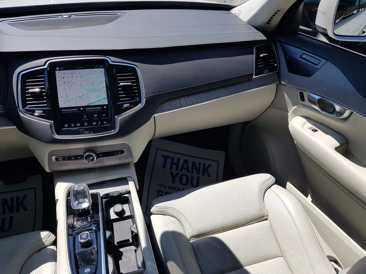 Volvo XC90 снимка Volvo XC90