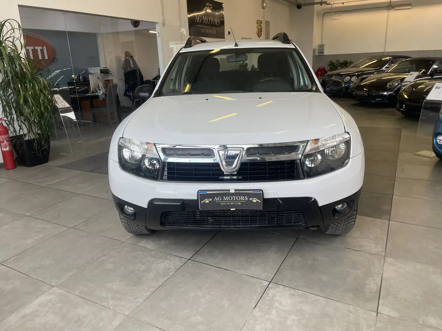 Dacia Duster Duster I 2010 1.6 Ambiance 4x4 110cv Weiß - 2
