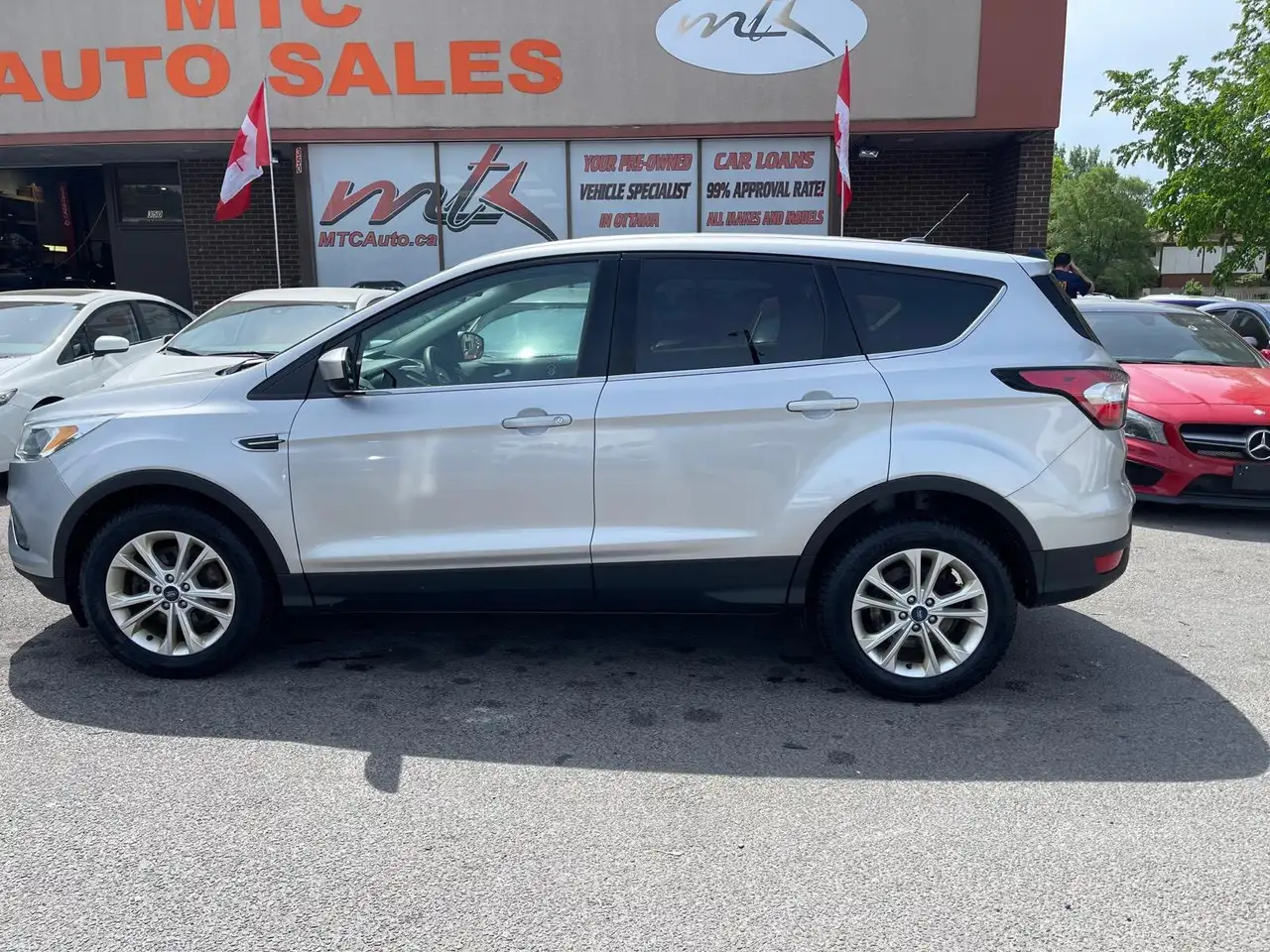 Ford Escape снимка Ford Escape