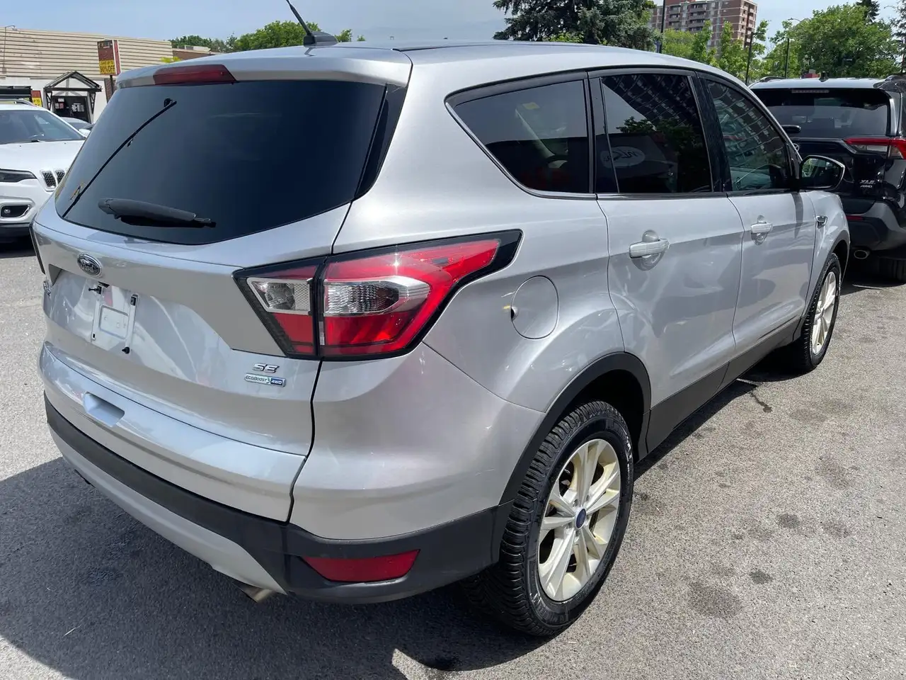 Ford Escape снимка Ford Escape