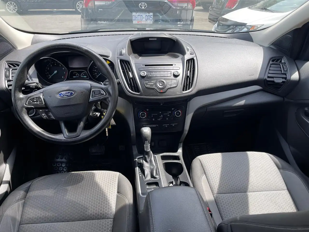 Ford Escape снимка Ford Escape