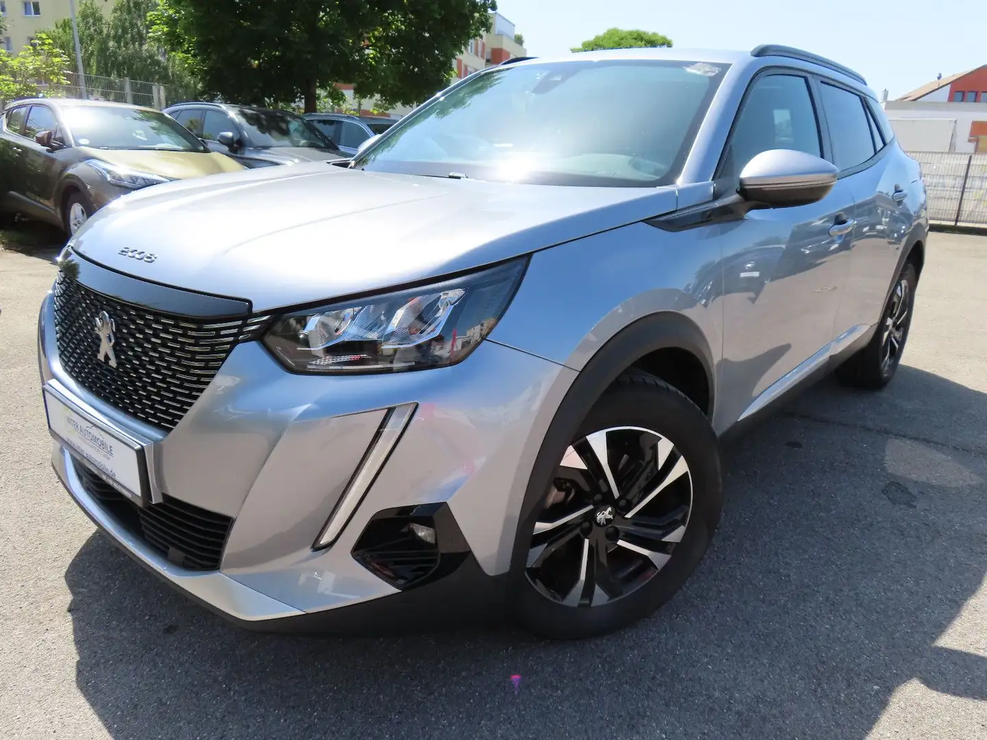 Peugeot 2008 1.5 BlueHDI Allure, Navi, Kamera... Grijs - 1