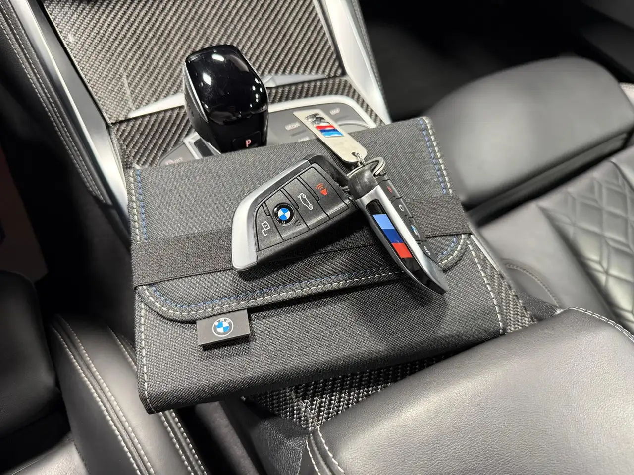 BMW 4 Series photo BMW 4 Series
