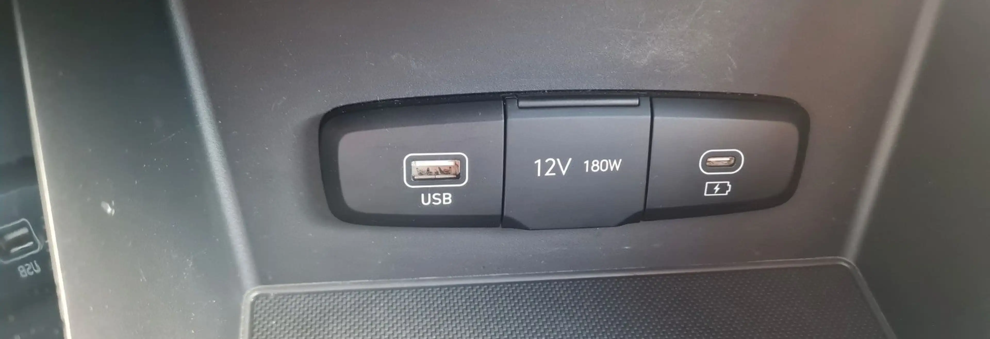Hyundai i30 1.0 T-GDI Smart DCT Navi/PDC/MFL/Kamera/Alu — photo 21