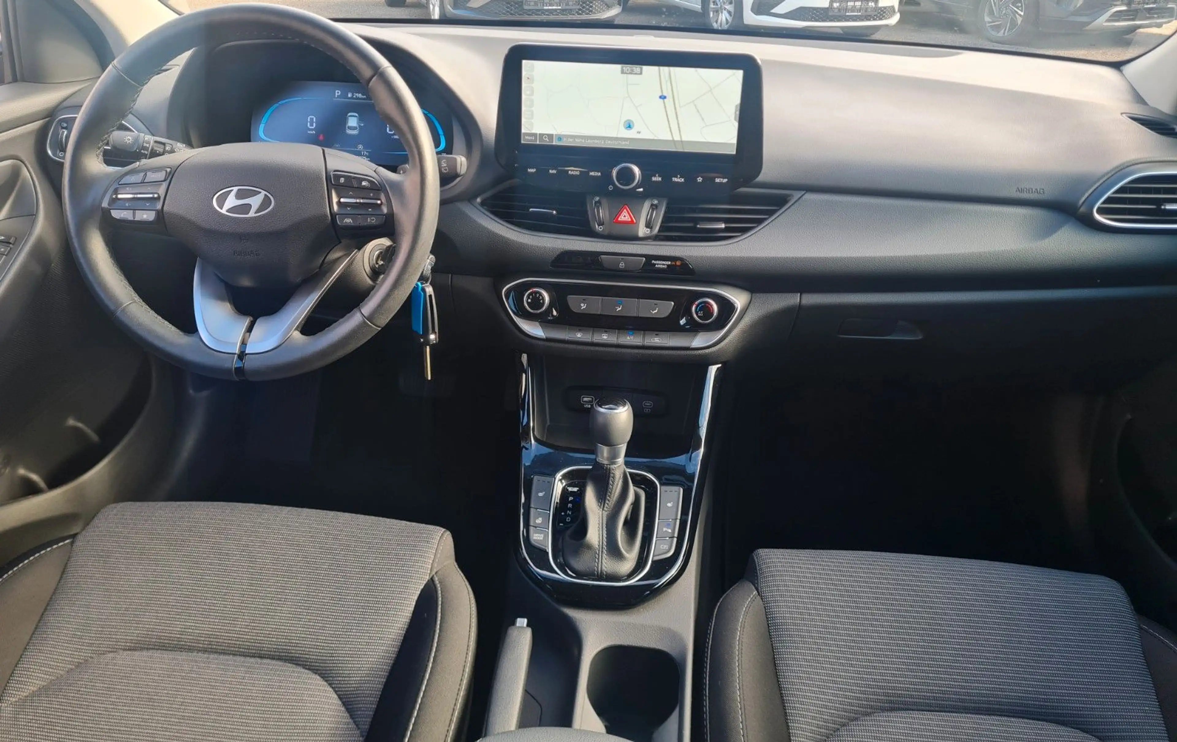 Hyundai i30 1.0 T-GDI Smart DCT Navi/PDC/MFL/Kamera/Alu — photo 17