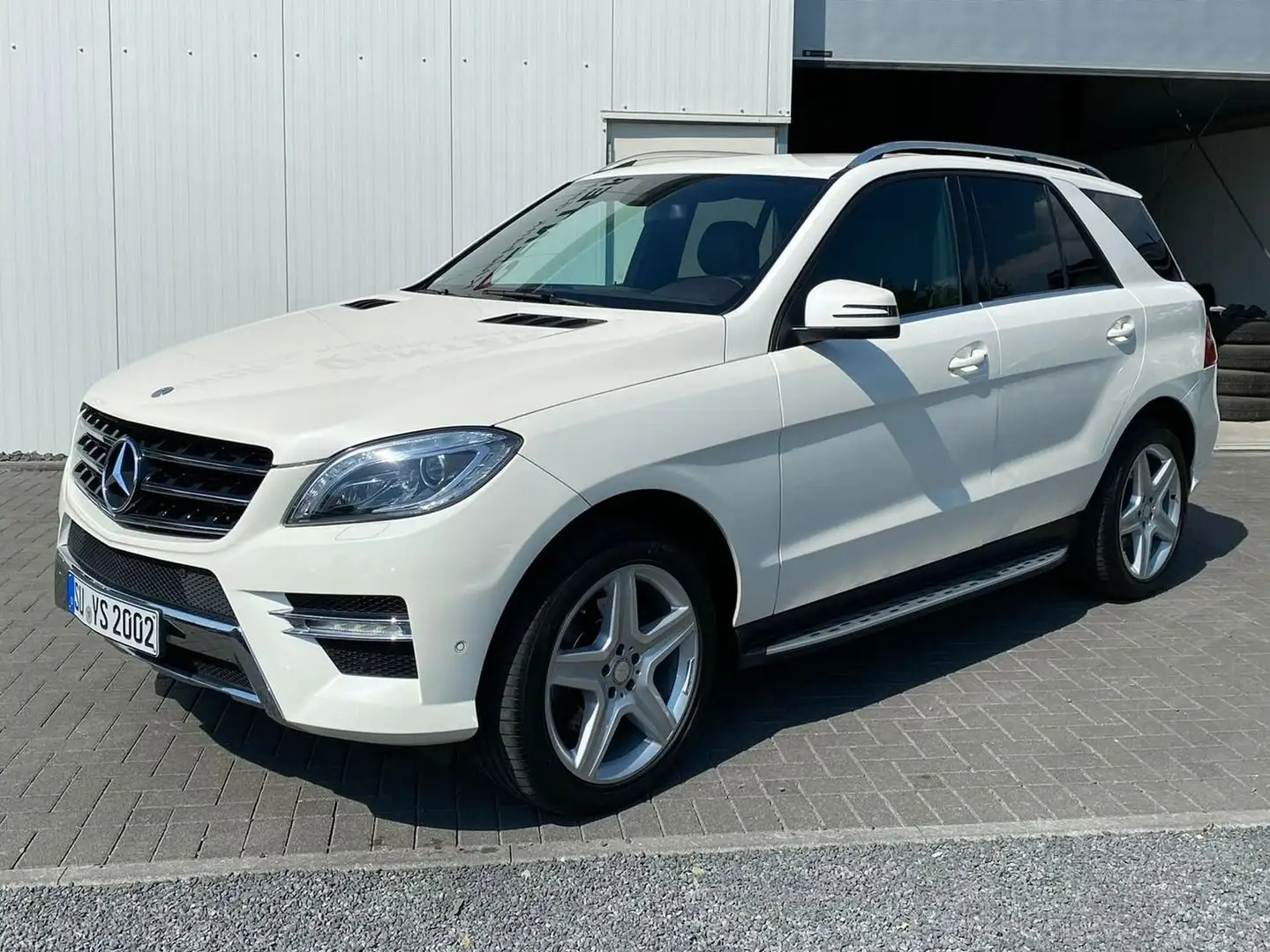 Mercedes-Benz ML 350 ML 350 AMG Line DESIGNO BlueTEC 4MATIC Edition 1 Blanco - 2