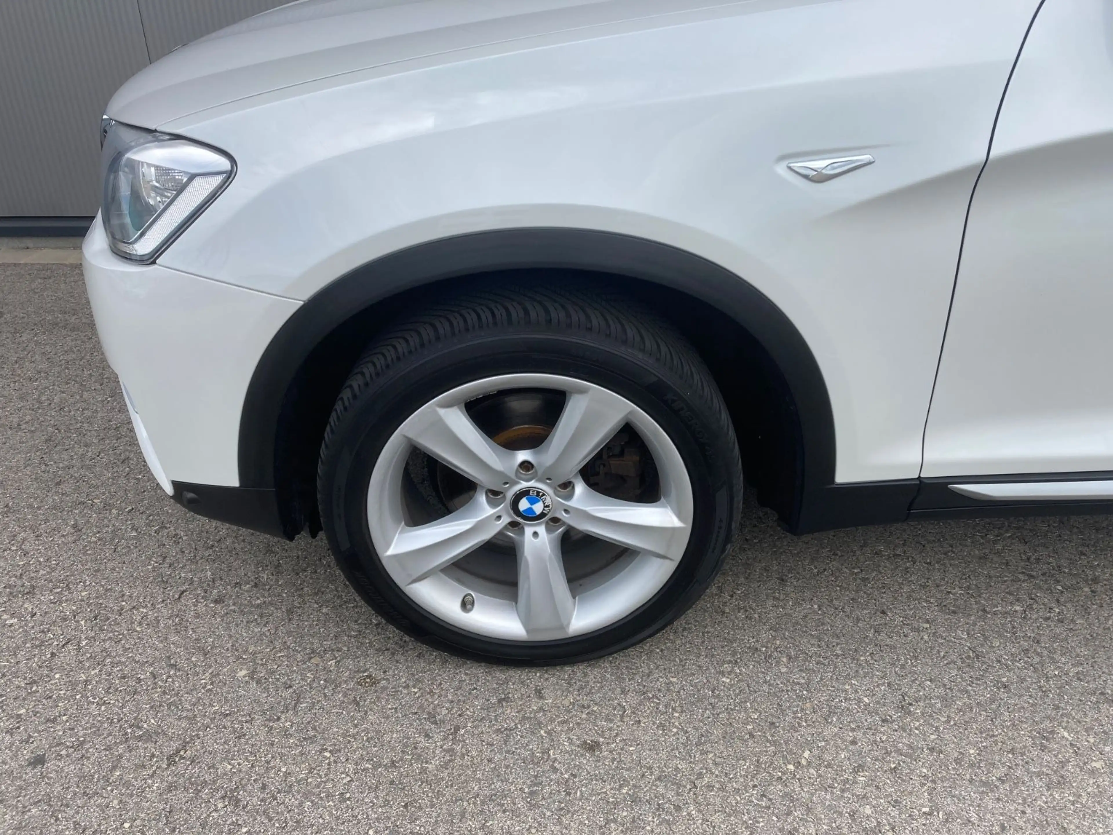 BMW X4 xDrive20dA*Glasdach*Sportsitz*HiFi*X-Line — photo 2