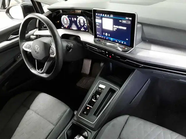 Volkswagen Golf view 9