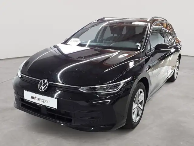 Volkswagen Golf view 2
