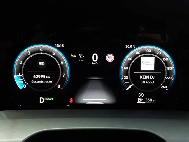 Volkswagen Golf view 11