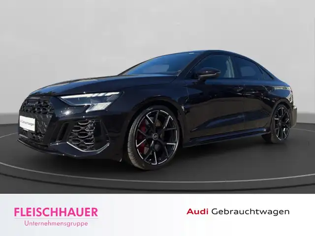Audi RS3 Limousine 2.5 TFSI quattro MATRIX+ACC+PANO+B&O+RFK