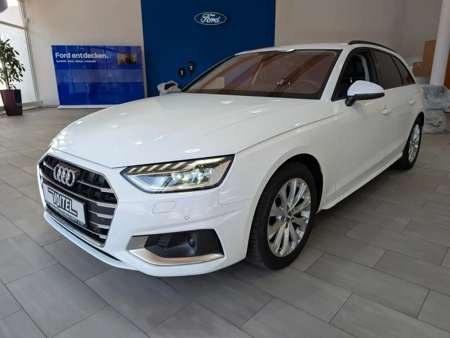 Audi A4 Avant 35 TDI advanced S-tronic/Matrix,B&O Weiß - 1