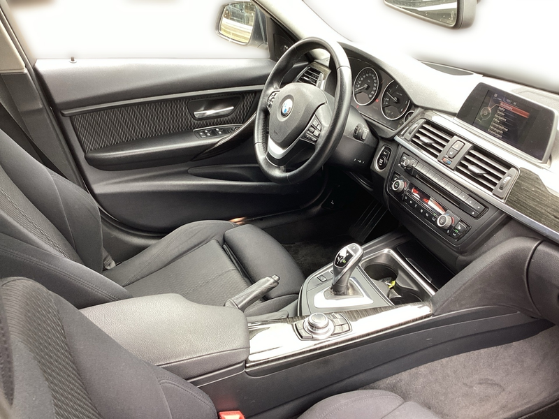 BMW 335 335 d Touring xDrive NAV*BIXEN*ACC*COMFORT*HEADUP — photo 9