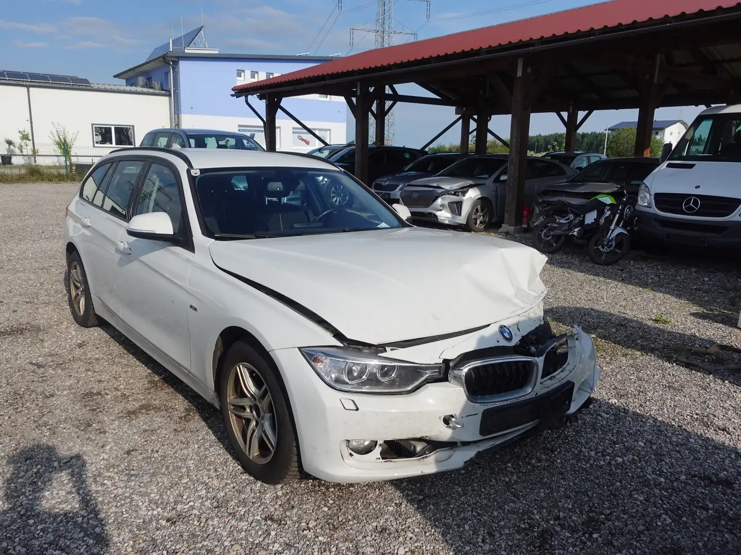 BMW 318 318d xDrive Blanco - 1