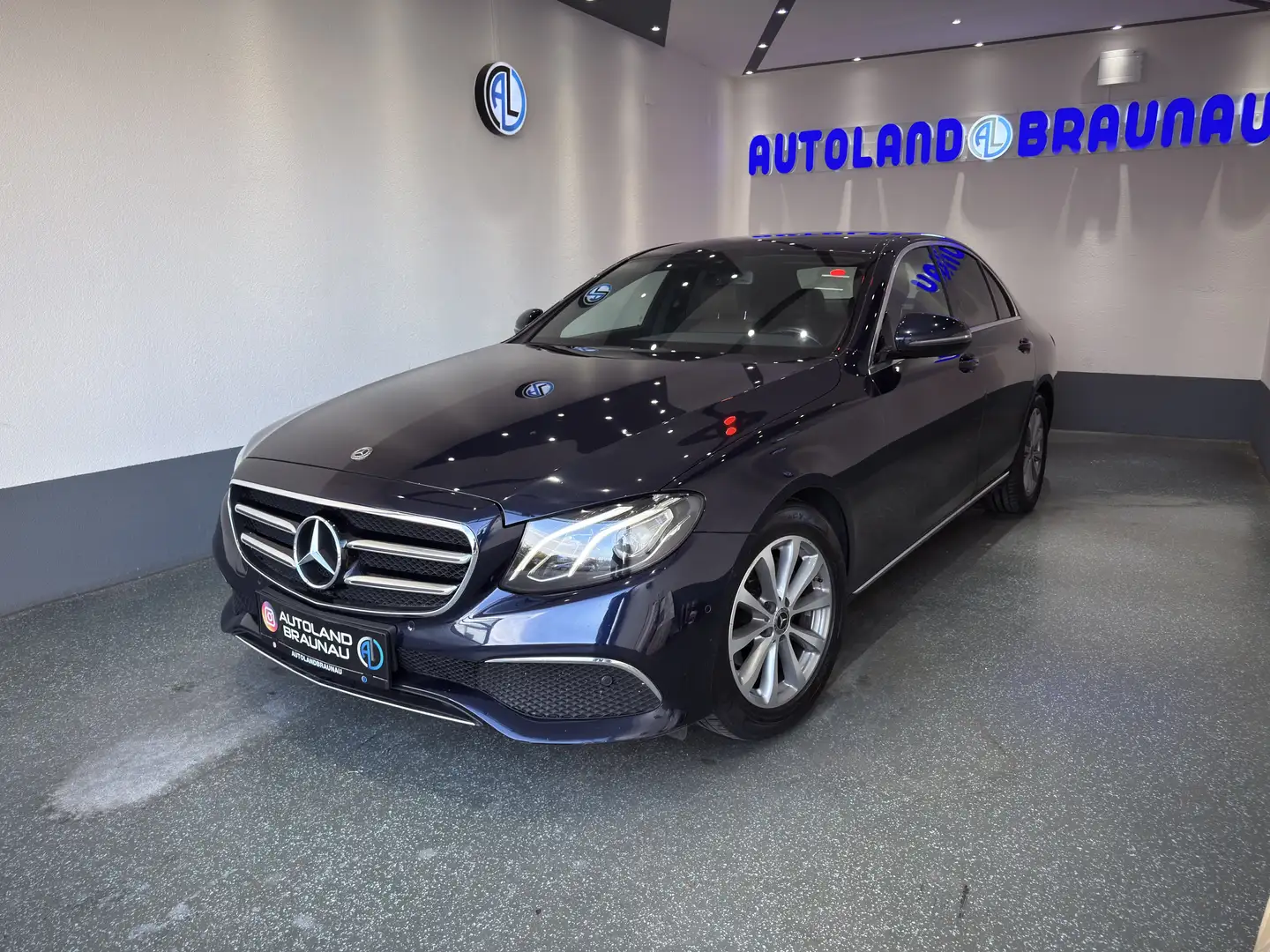Mercedes-Benz E 200 E 200 d 9G-TRONIC Avantgarde - 2