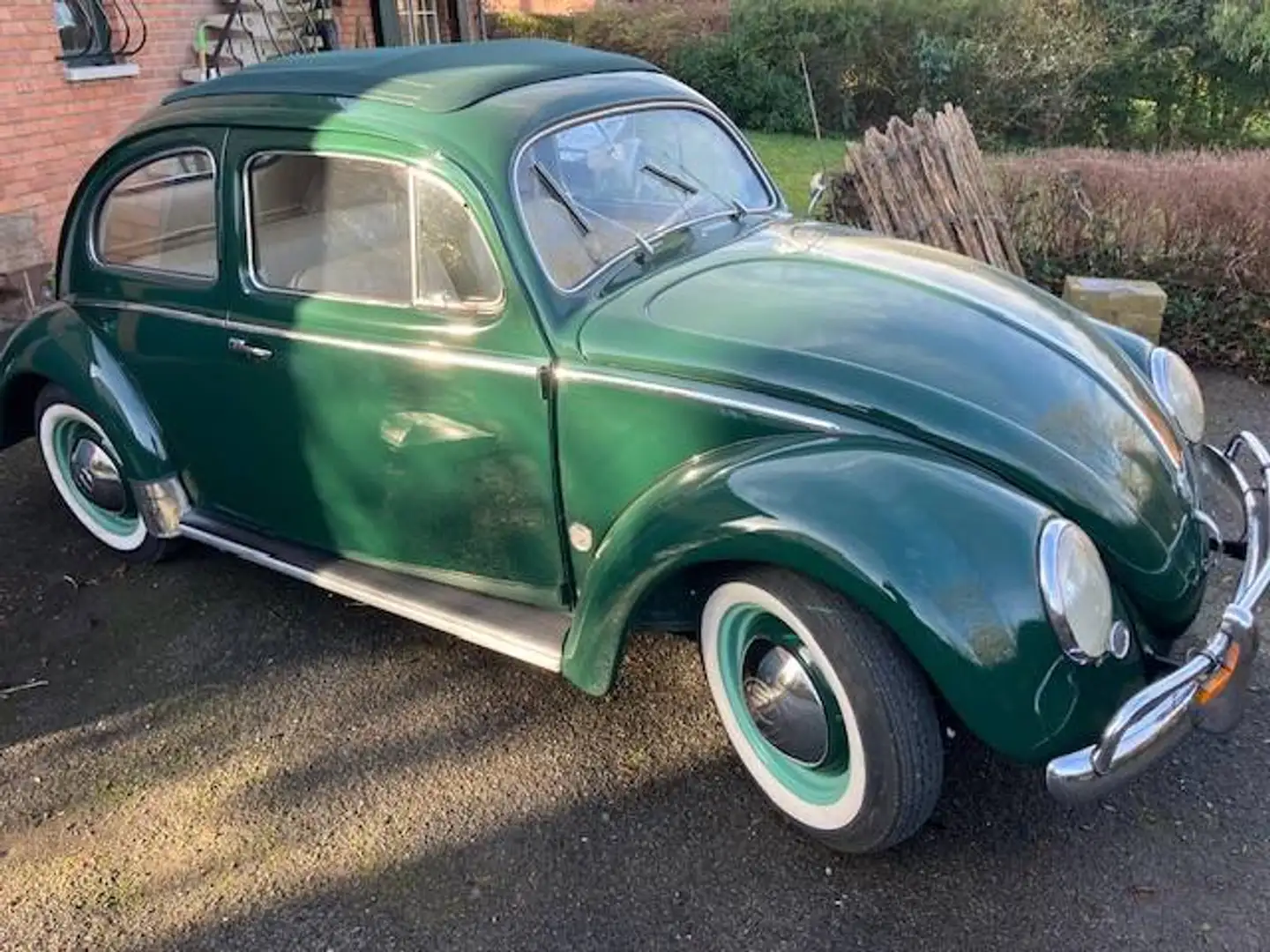 Oldtimer Volkswagen coccinelle découvrable "ovale" - 1