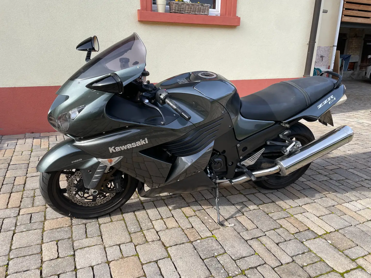 Kawasaki ZZR 1400 Сірий - 1