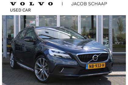 Volvo V40 Cross Country 2.0 T3 Momentum / NL Auto / Trekhaak / Standkachel