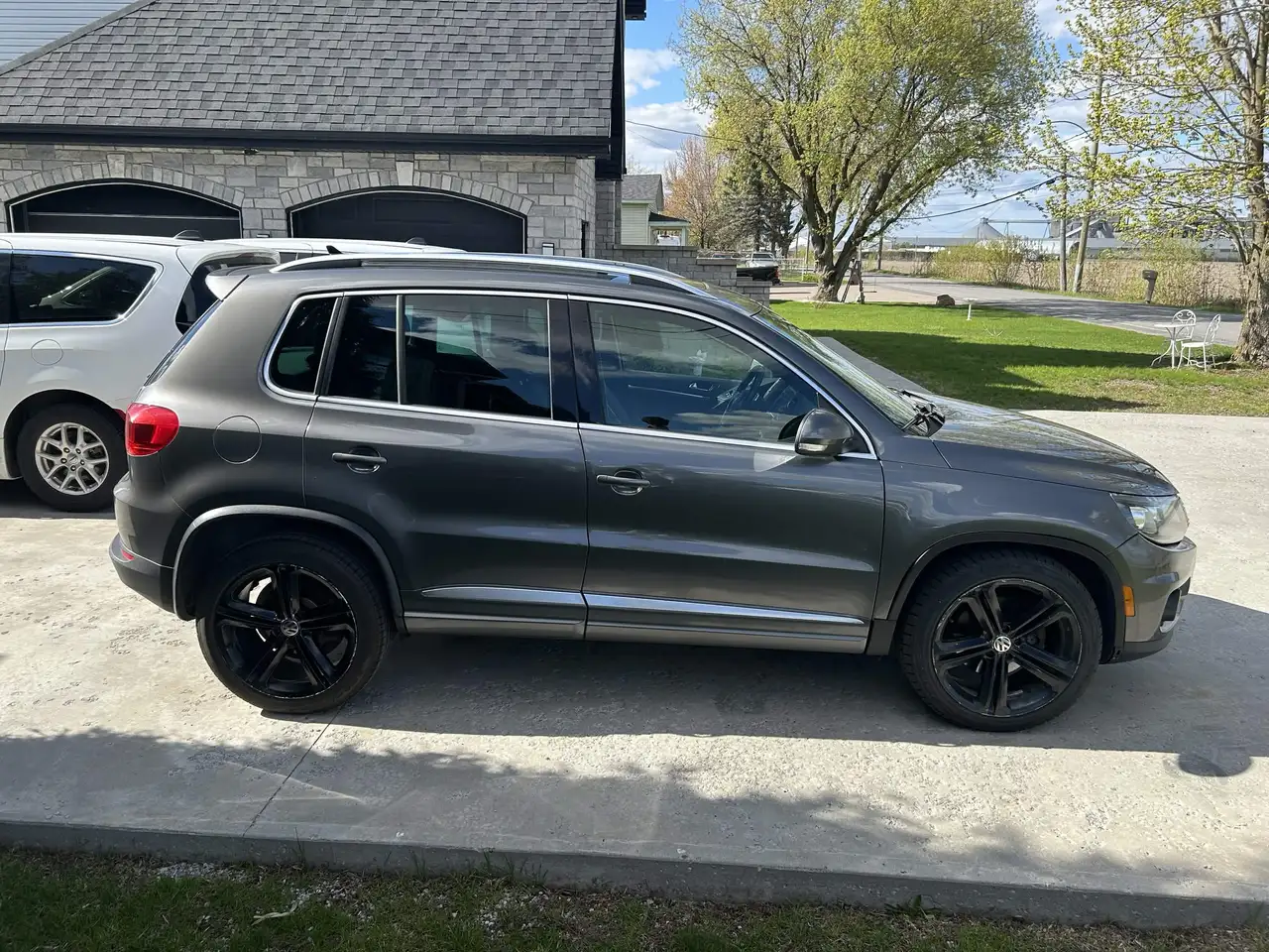 Volkswagen Tiguan снимка Volkswagen Tiguan