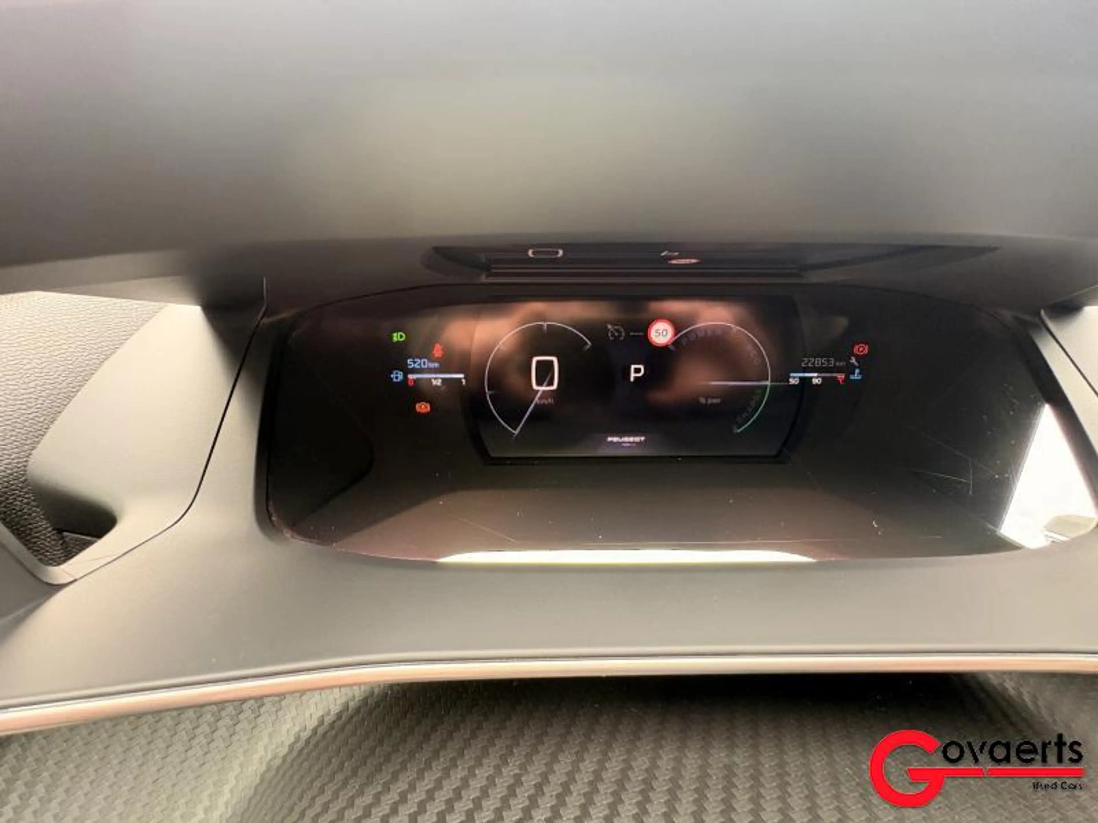Peugeot 208 GT Line — photo 6