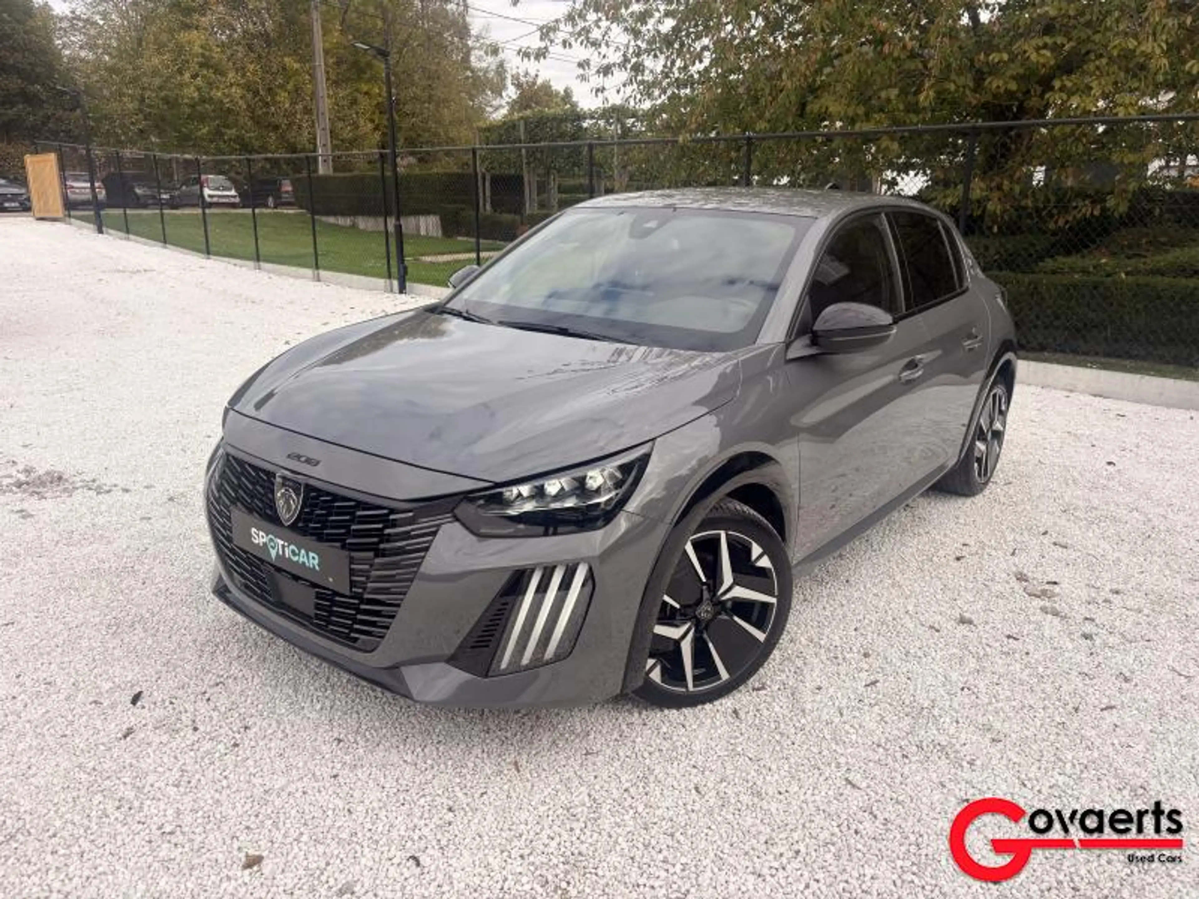 Peugeot 208 GT Line — photo 2