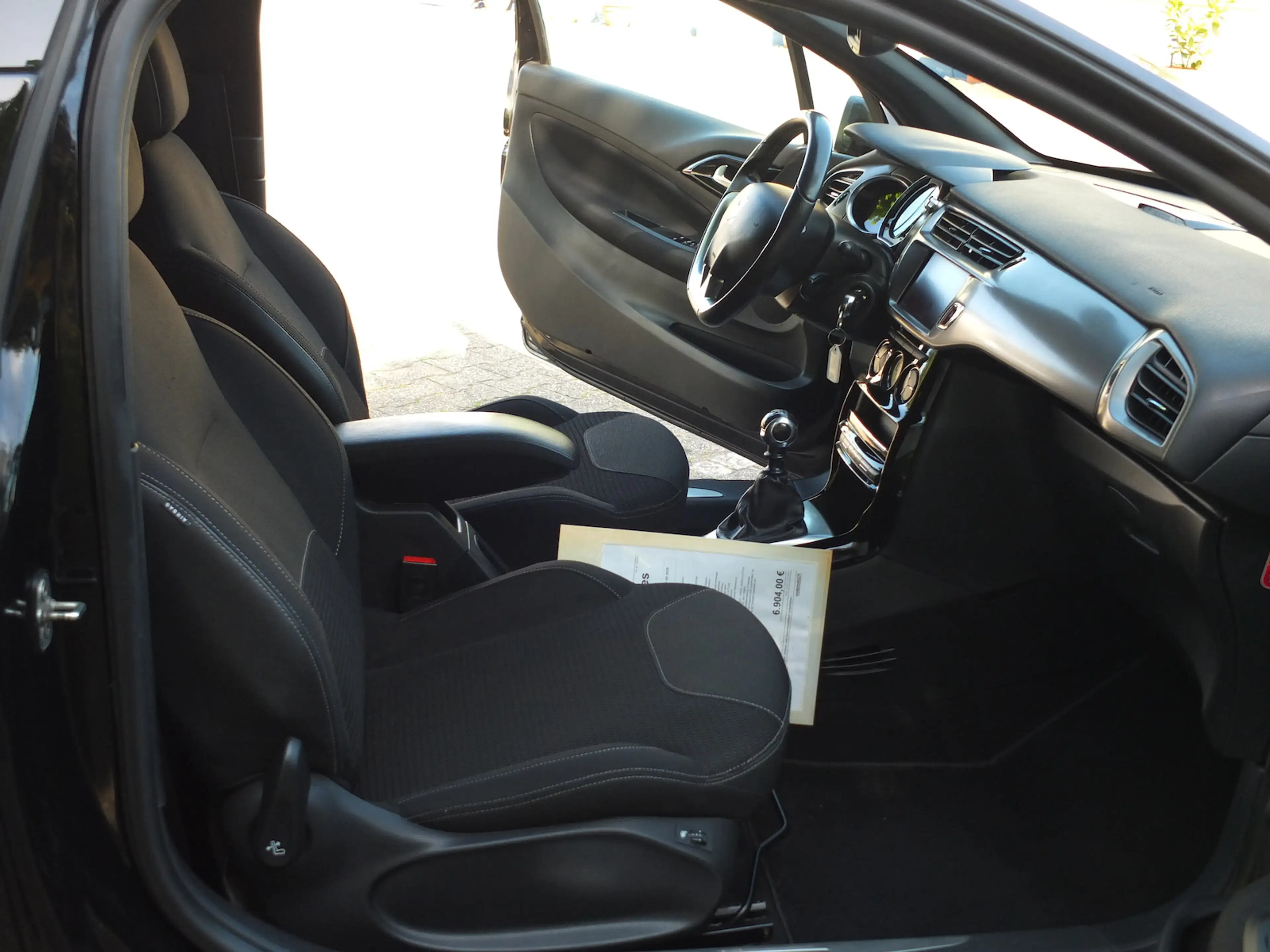 DS Automobiles DS 3 SO CHIC KLIMAAUTOMATIK RÜCKFAHRKAMERA — photo 8