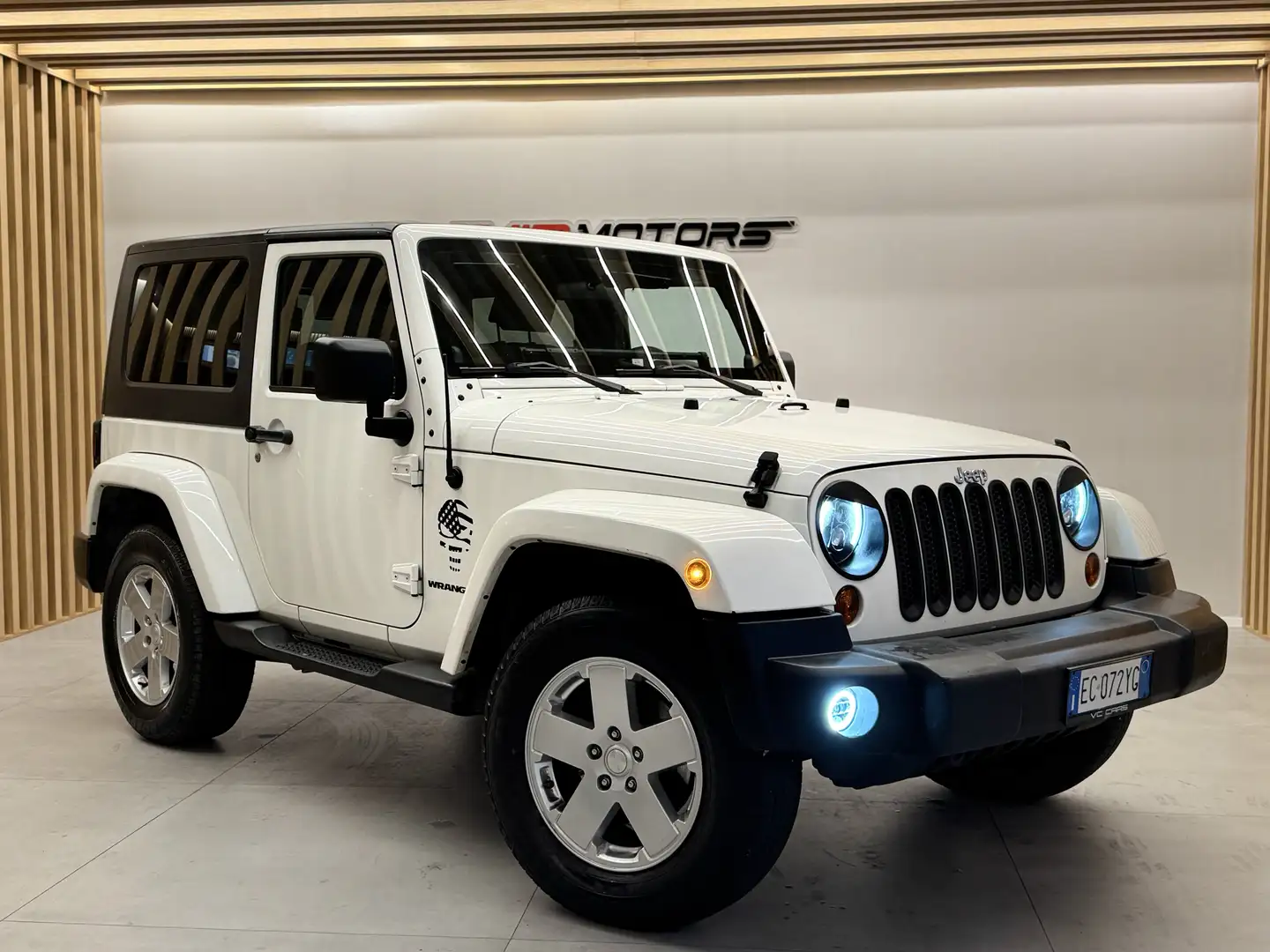 Jeep Wrangler 2.8 CRD SAHARA UNLIMITED PARI AL NUOVO AUTOMATICA Bianco - 1