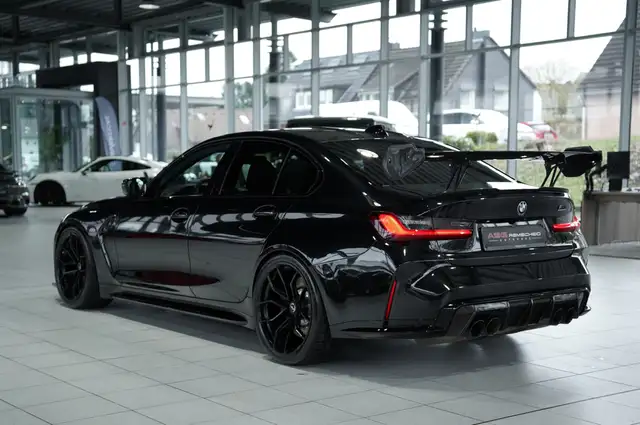 BMW M3 view 9