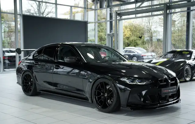 BMW M3 view 5