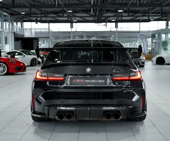BMW M3 view 8