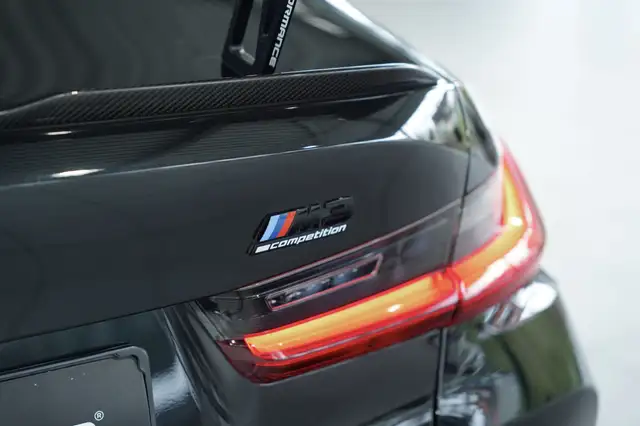 BMW M3 view 11