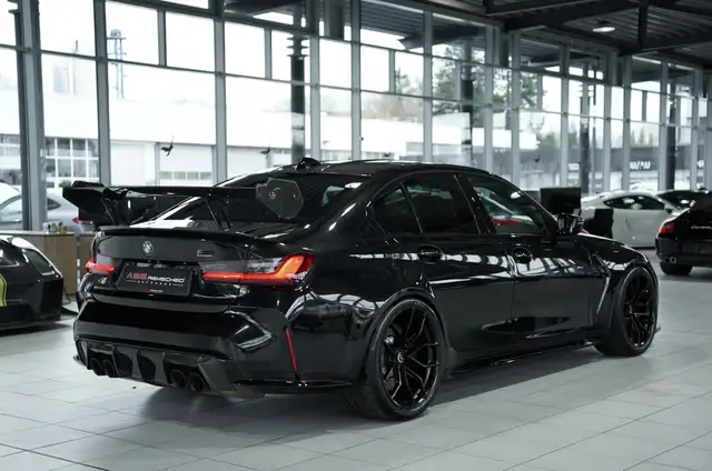 BMW M3 view 7