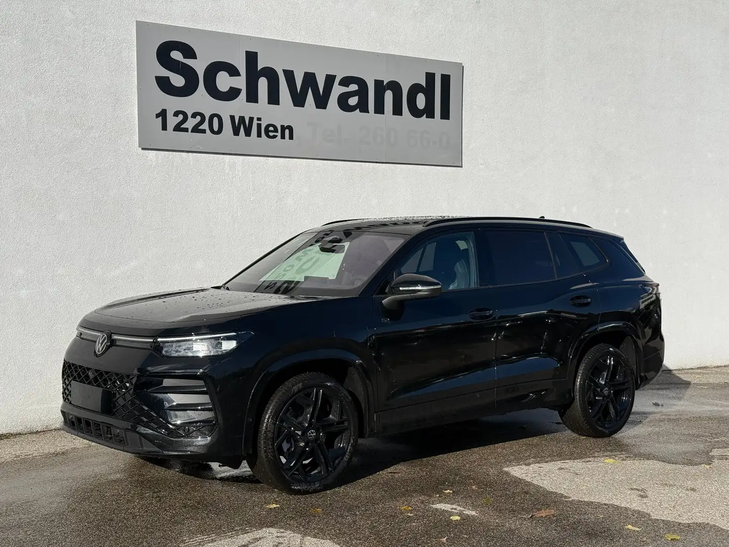 Volkswagen Tayron Sport eHybrid DSG 150kW Schwarz - 2