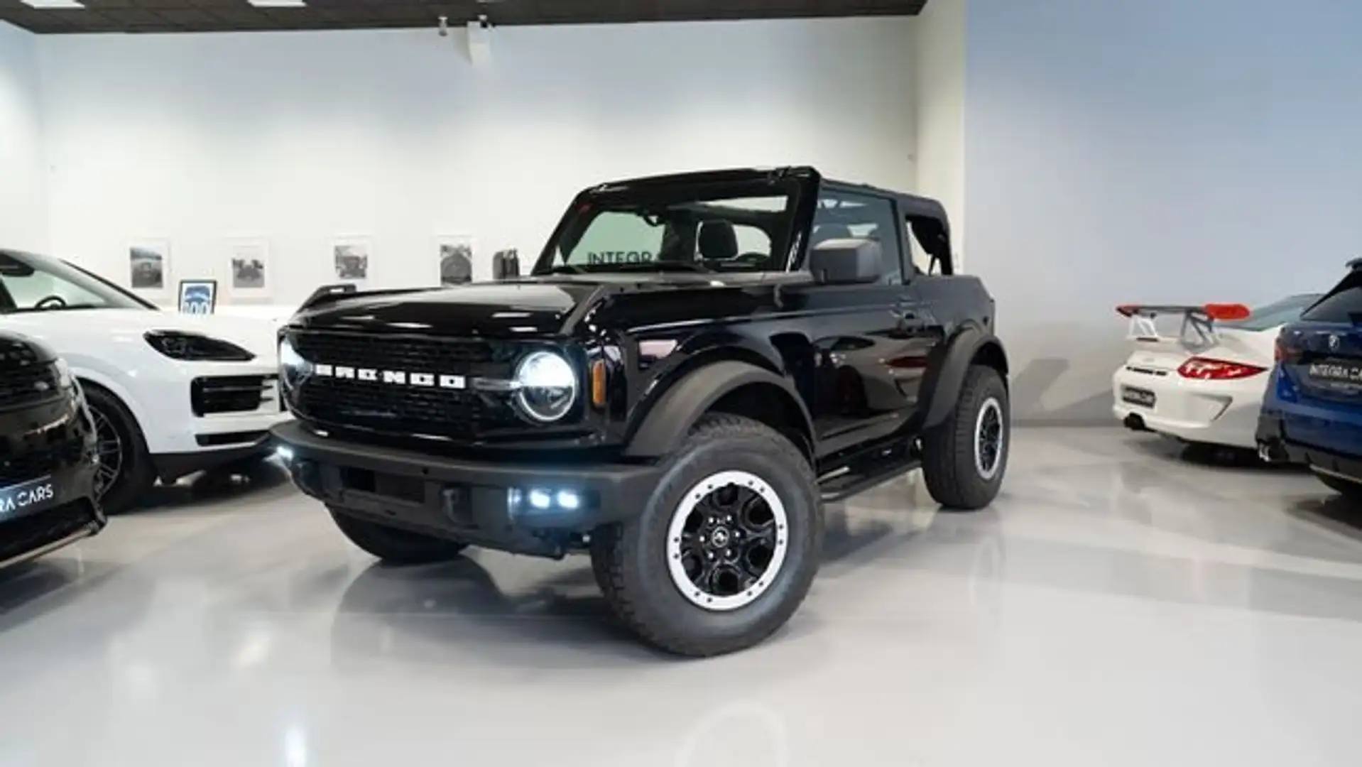 Ford Bronco 2.7 EcoBoost V6 Outer Banks 335 Auto Negro - 1