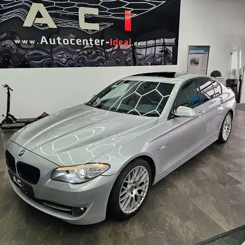 BMW 5 Series view 2