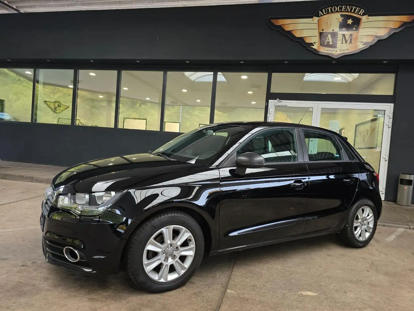 Audi A1 1.2 Sportback 4-Tür attraction Black/Klima/BT Noir - 2