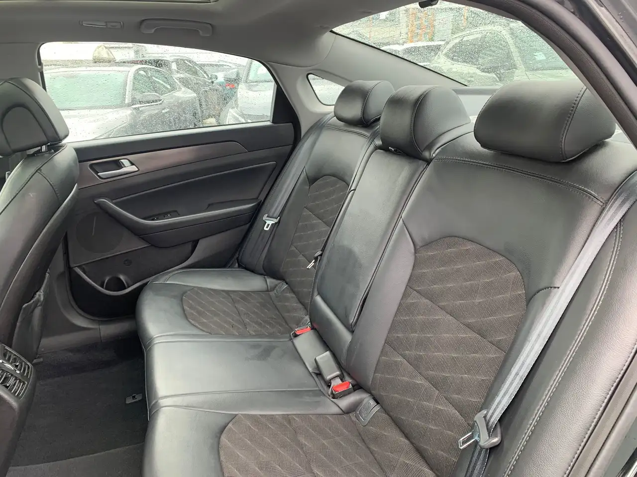 Hyundai SONATA снимка Hyundai SONATA