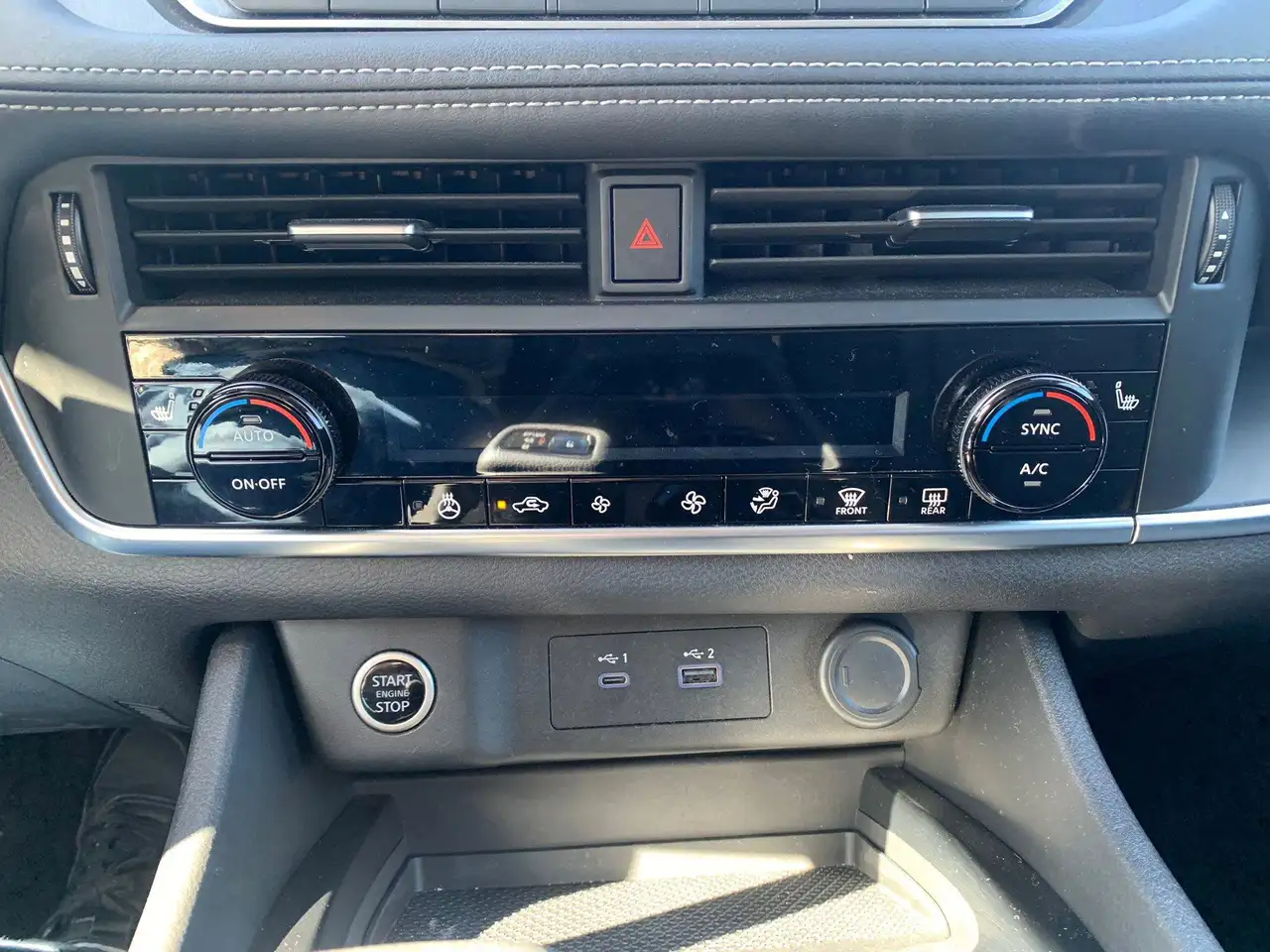 Hyundai SONATA снимка Hyundai SONATA