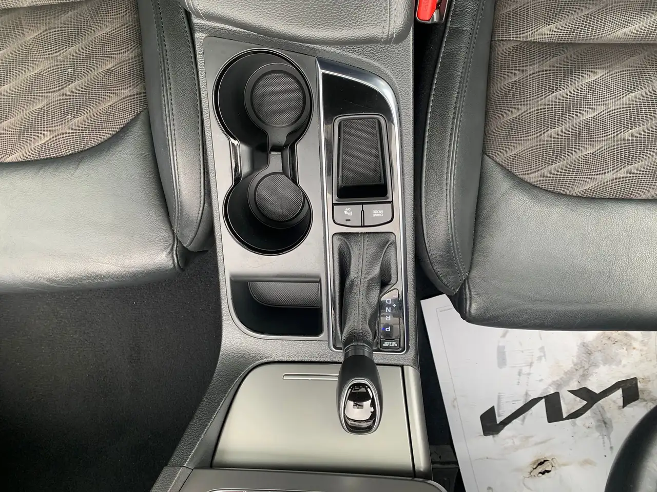 Hyundai SONATA снимка Hyundai SONATA