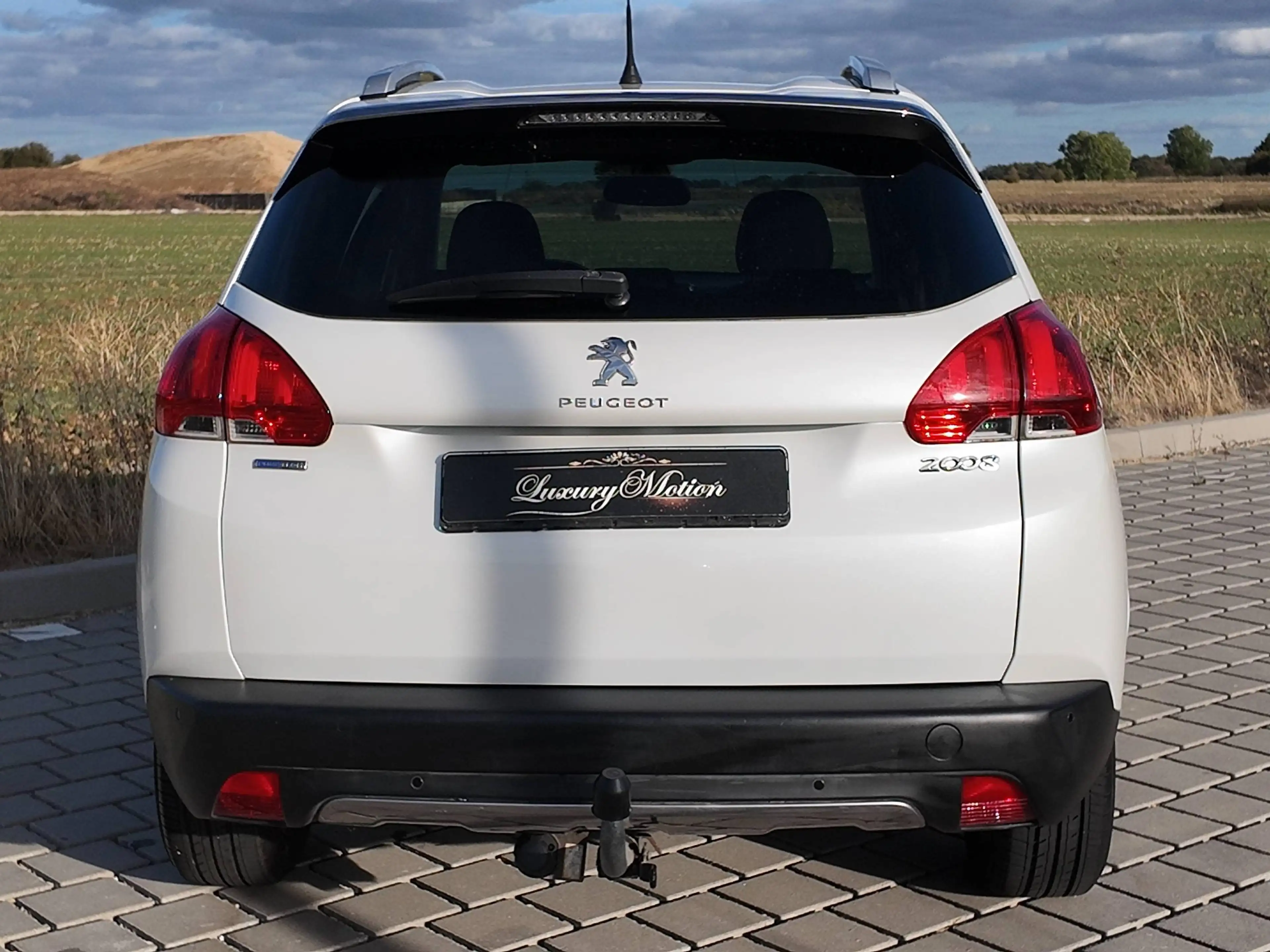 Peugeot 2008 Toit Panoramique — photo 6