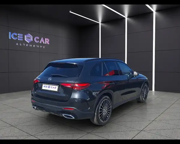 Mercedes-Benz GLC view 5