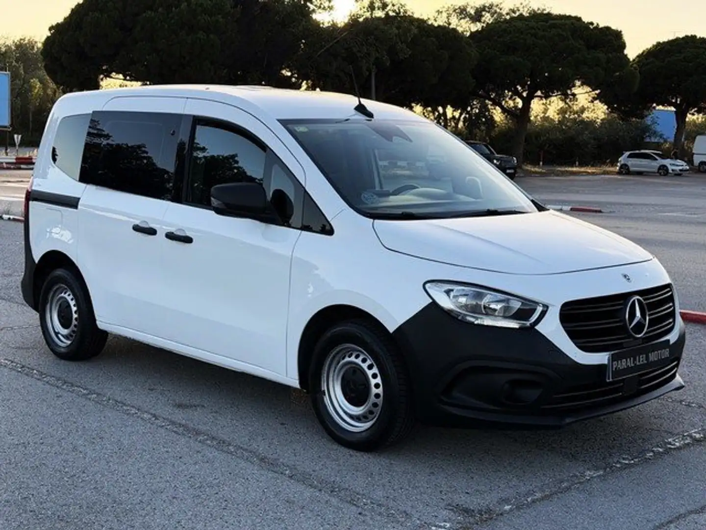 Mercedes-Benz Citan N1 Tourer 110CDI Largo Base Blanco - 1