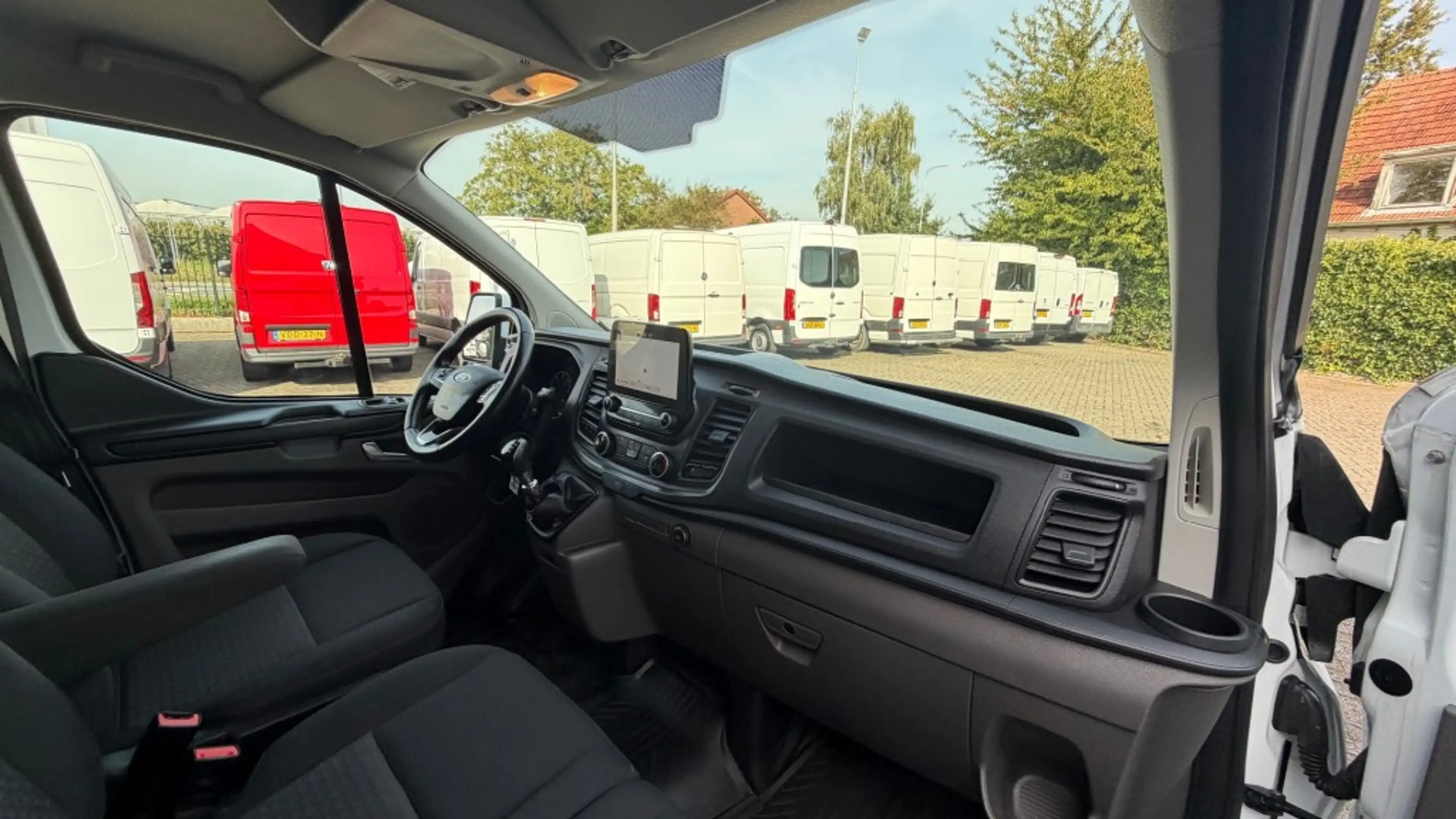 Ford Transit Custom 2.0 TDCI 77KW 105PK L2H1 EURO 6 AIRCO/ NAVIGATIE/ — photo 7