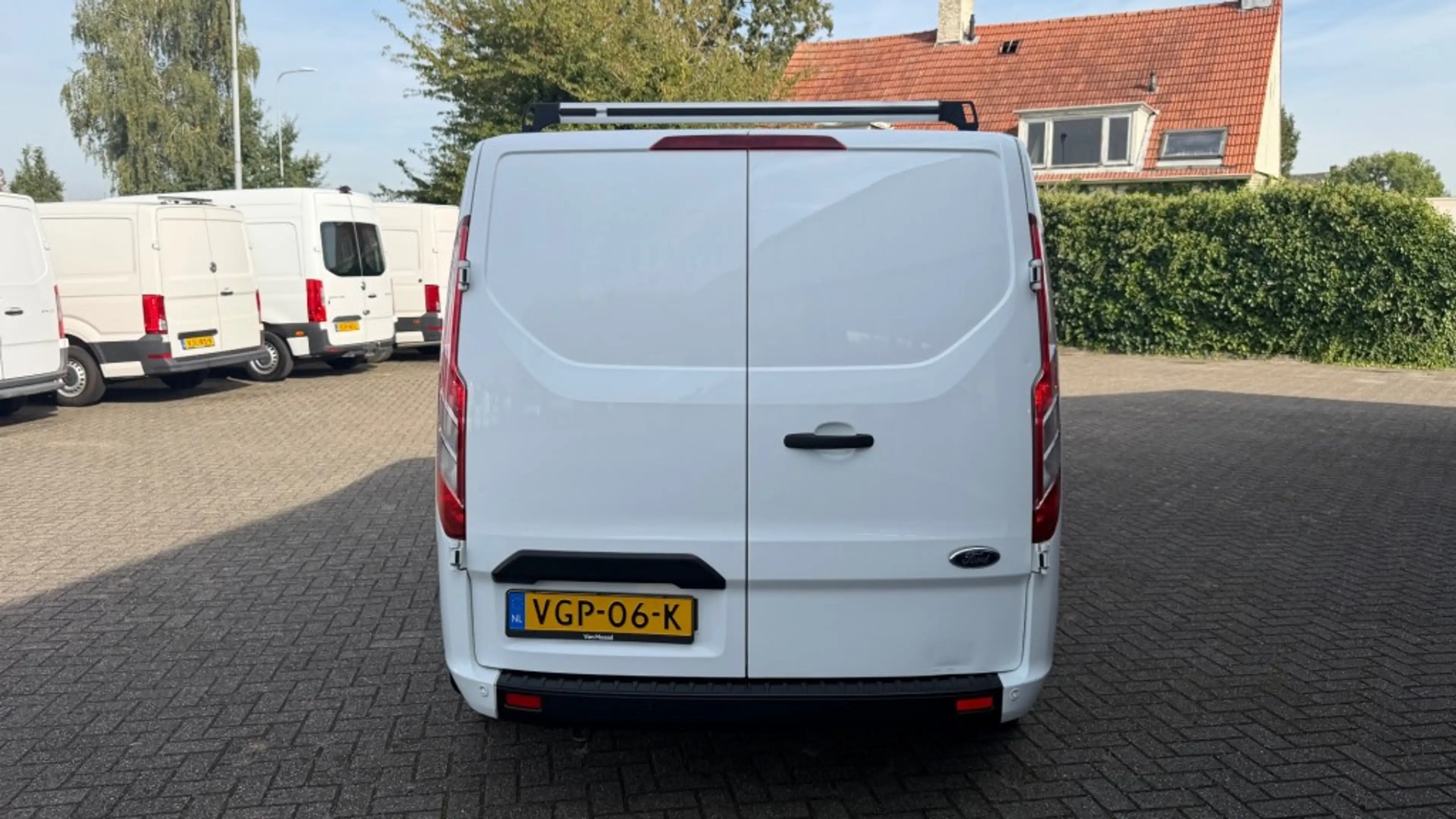 Ford Transit Custom 2.0 TDCI 77KW 105PK L2H1 EURO 6 AIRCO/ NAVIGATIE/ — photo 10