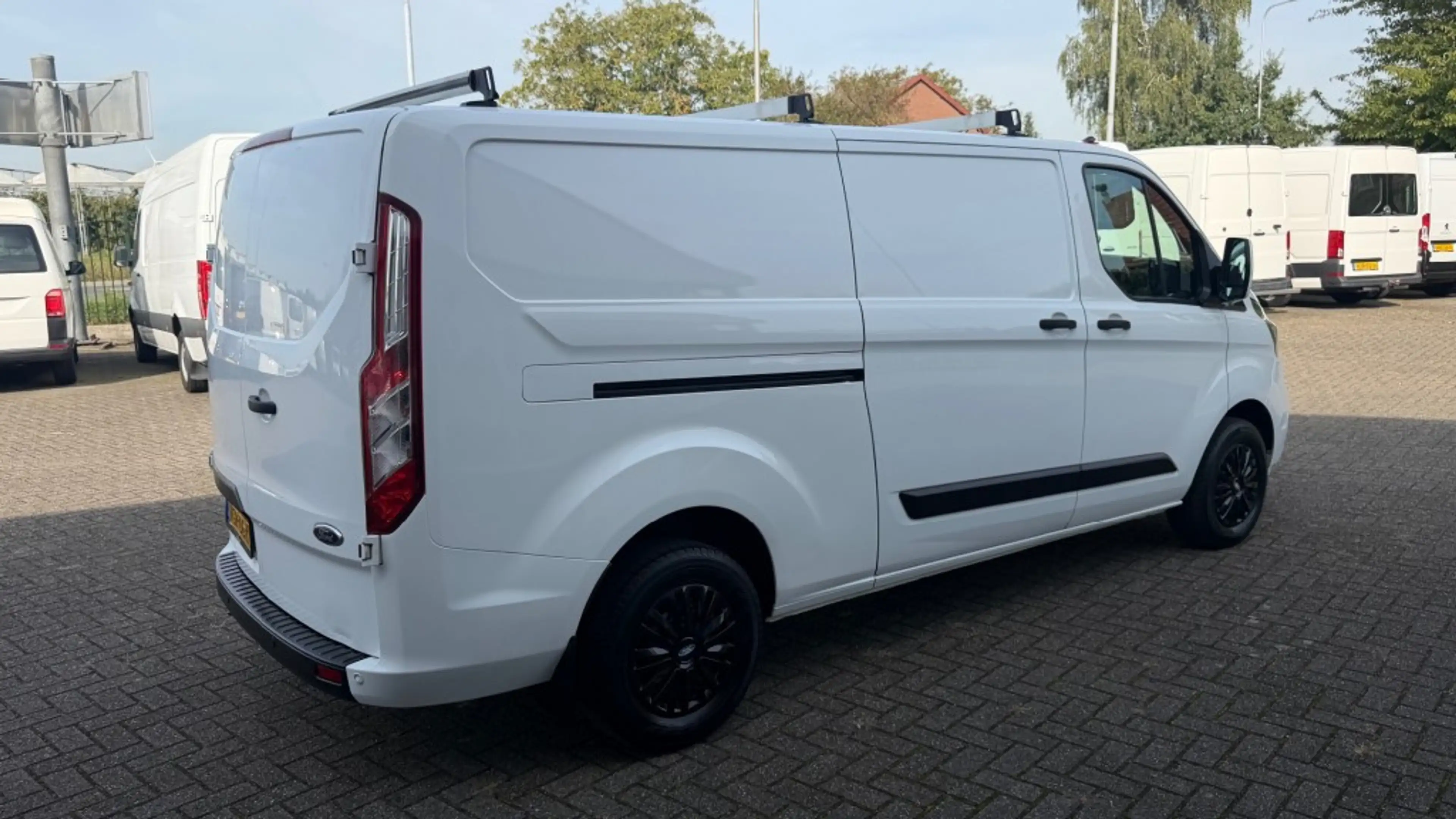 Ford Transit Custom 2.0 TDCI 77KW 105PK L2H1 EURO 6 AIRCO/ NAVIGATIE/ — photo 9
