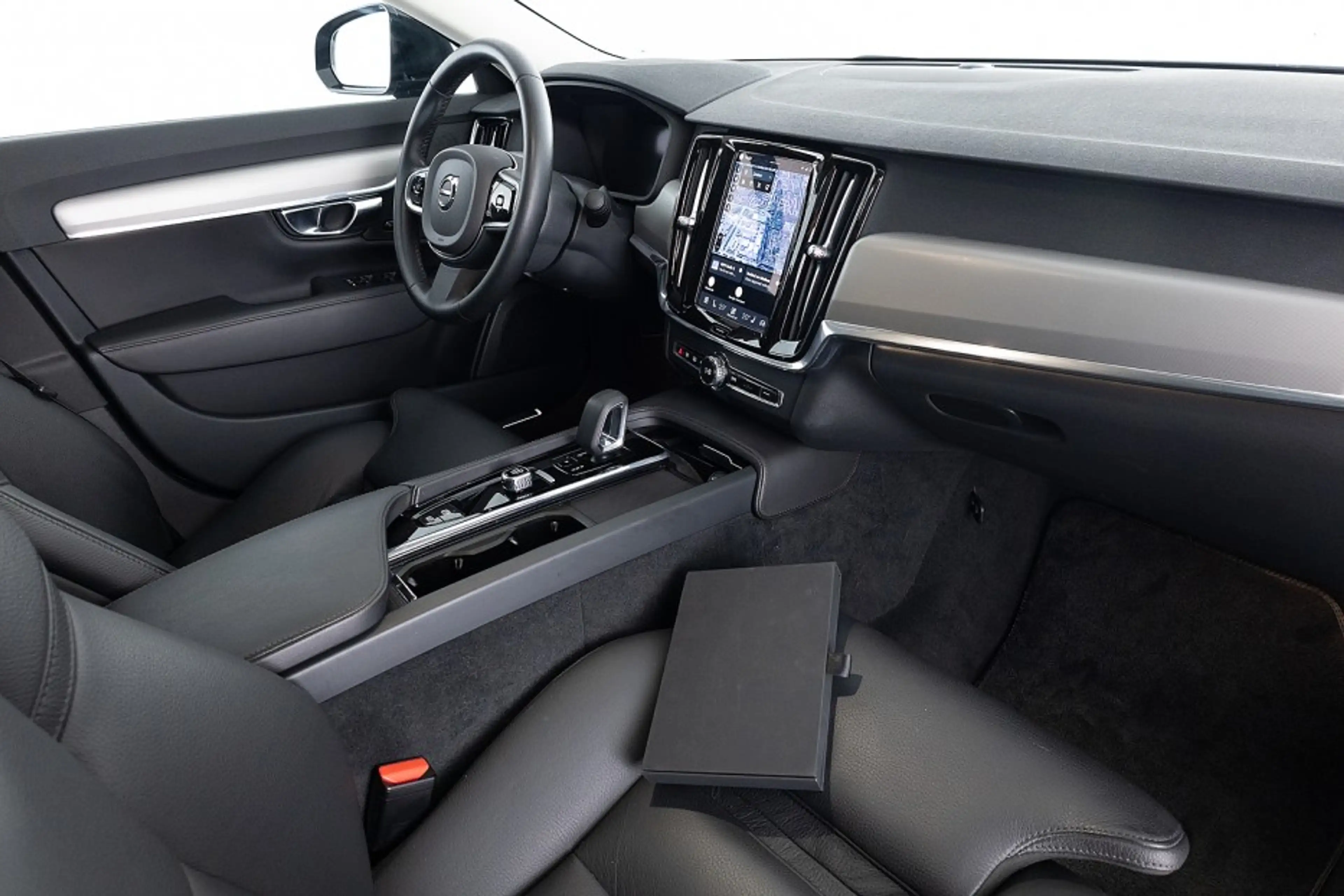 Volvo S90 2.0 B4 Plus Dark | LEDER | CARPLAY | EL. STOELEN | — photo 4