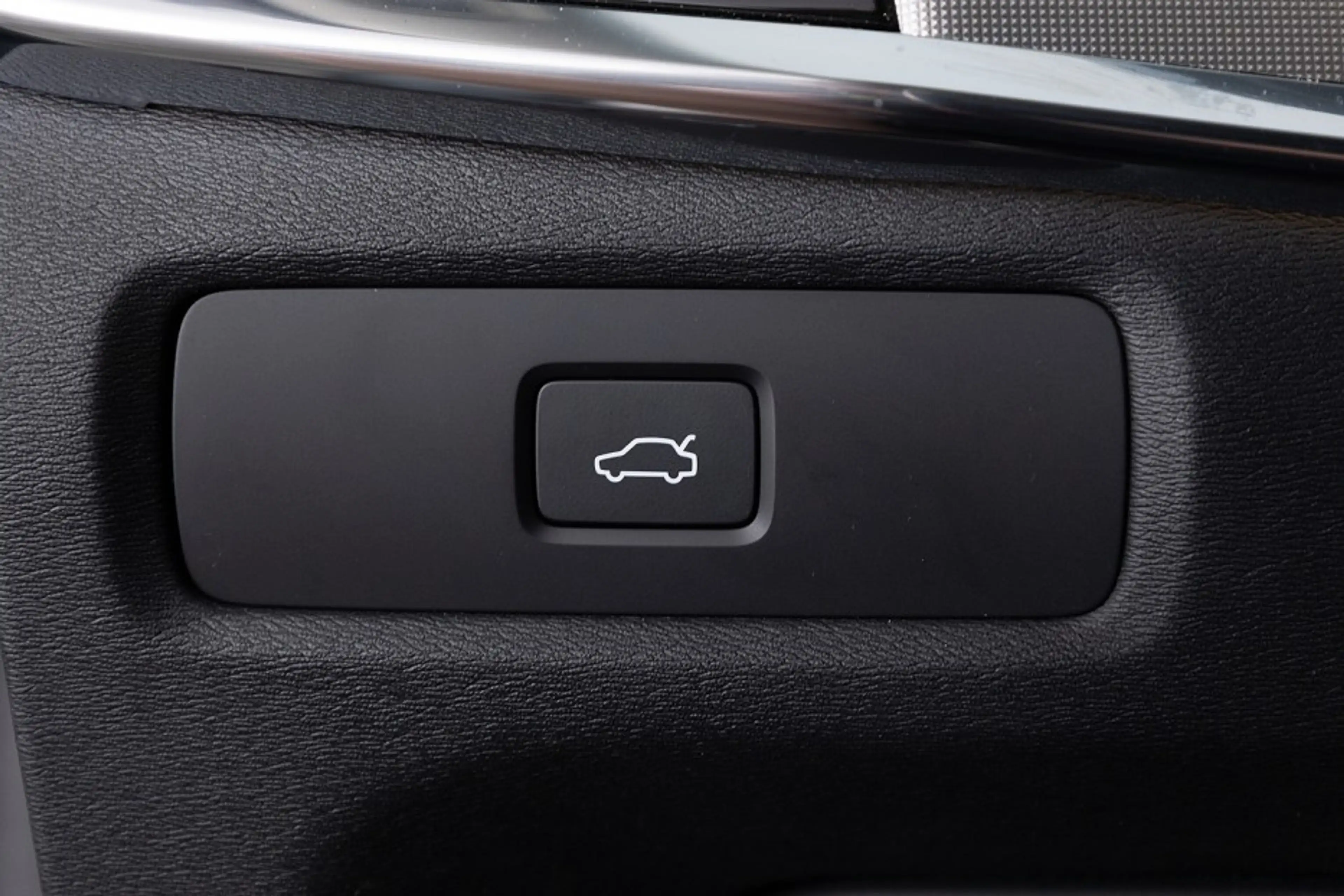 Volvo S90 2.0 B4 Plus Dark | LEDER | CARPLAY | EL. STOELEN | — photo 13